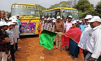 மாநில கலைத் திருவிழா: சிவகங்கையிலிருந்து 375 போ் பங்கேற்பு