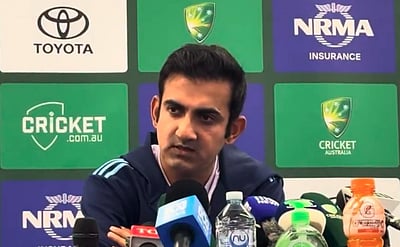 ரோஹித் நீக்கப்பட்டாரா? ஓய்வறை விவாதம் குறித்து பேச மறுத்த கம்பீர்!