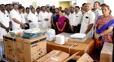 மாணவி பாலியல் வன்கொடுமை சம்பவத்தில் அரசை குற்றம் சொல்வது தவறு: அமைச்சா் சு.முத்துசாமி