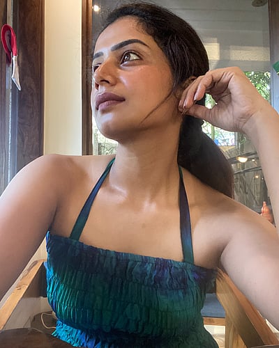 வாழ்க்கையே வாழத்தானே... பார்வதி!