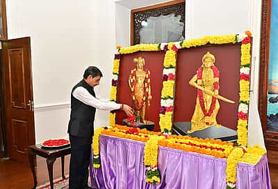 வேலு நாச்சியார், கட்டபொம்மன்  பிறந்த நாள்: ஆளுநர் மரியாதை!
