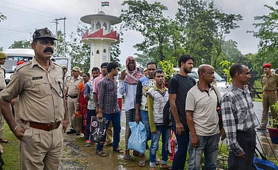 அசாமில் ரோஹிங்கியா அகதிகள் தப்பியோட்டம்! 