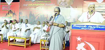 மதச்சார்பற்ற மக்களை ஒருங்கிணைக்க வேண்டும்: பிரகாஷ்காரத்