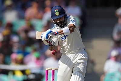 கடைசி இன்னிங்ஸிலும் ஒரேமாதிரி ஆட்டமிழந்த கோலி..! போலண்ட் புதிய சாதனை! 