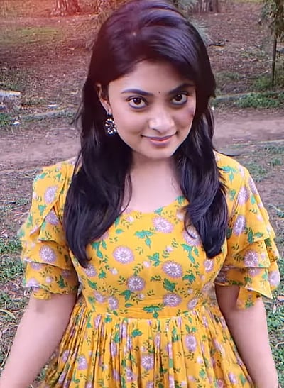 எண்ணமெல்லாம் வண்ணம்.... அம்மு அபிராமி!