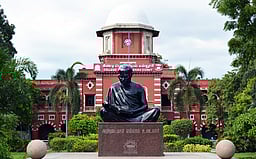 இன்று அண்ணா பல்கலை.
பட்டமளிப்பு விழா