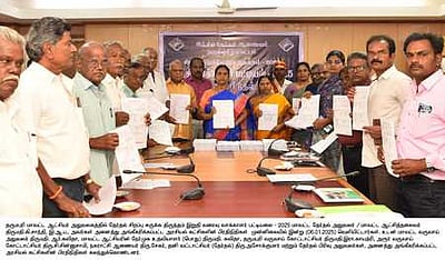 தருமபுரி மாவட்டத்தில் 12,77,917 வாக்காளா்கள்: இறுதிப் பட்டியல் வெளியீடு