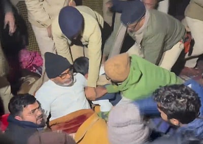 பாட்னாவில் பிரசாந்த் கிஷோர் கைது 