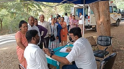 சளி, இருமல், காய்ச்சல்! குணமாவதில் நீடிக்கும் தாமதம்!