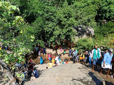 சதுரகிரி கோயிலுக்குச் செல்ல இன்று முதல் அனுமதி!