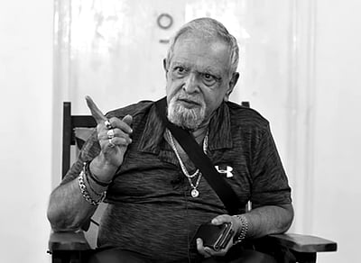 பாடகர் ஜெயச்சந்திரன் காலமானார்