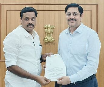 திருச்சி - தாம்பரம் ரயிலை தொடா்ந்து இயக்கக் கோரிக்கை