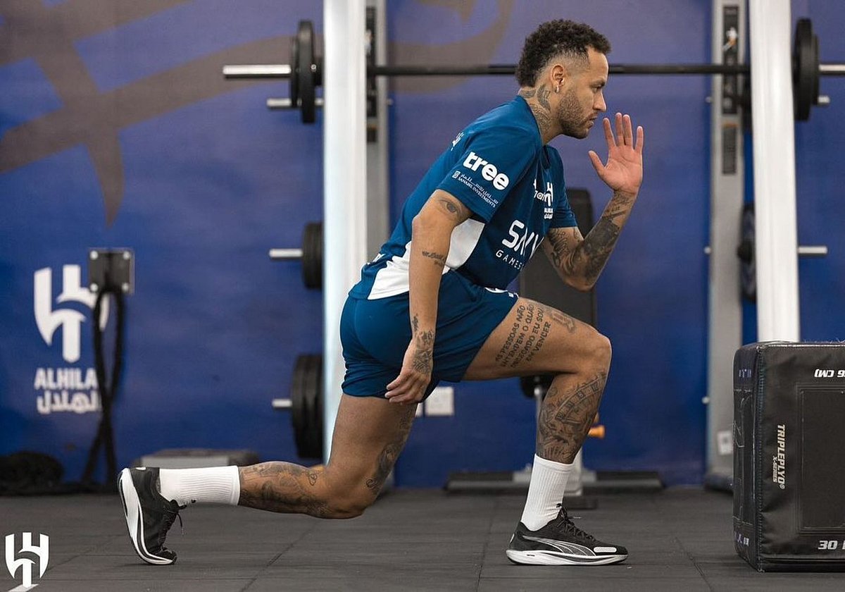 உடற்பயிற்சியில் நெய்மர்.