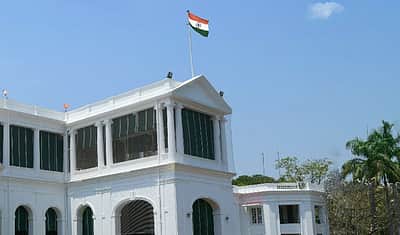 மக்கள் மாளிகை எனப் பெயர் மாற்றம் செய்யப்பட்ட ஆளுநர் மாளிகை!