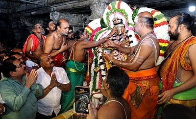 அருணாசலேஸ்வரா் கோயிலில் ஆருத்ரா தரிசனம்