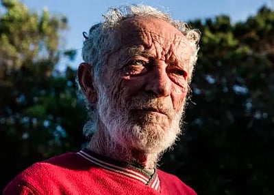 32 ஆண்டுகள் தீவில் தனியாக வாழ்ந்த நபர்! வெளியேறிய 3 ஆண்டுகளில் மரணம்! 