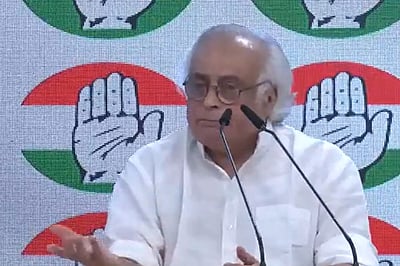 உலகம் முழுக்கச் செல்லும் மோடிக்கு மணிப்பூர் செல்ல நேரமில்லை: ஜெய்ராம் ரமேஷ் 