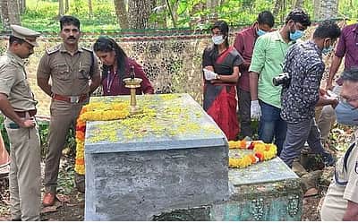 ஜீவசமாதி அடைந்ததாகக் கூறப்படும் நபரின் உடல் தோண்டியெடுக்கப்பட்டது! 