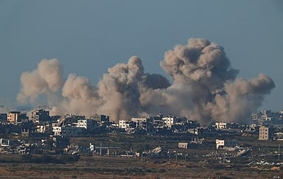 இஸ்ரேல் மீண்டும் தாக்குதல்: காஸாவில் 100 பேர் பலி 