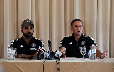 சாம்பியன்ஸ் டிராபி தொடர்: இந்திய அணி இன்று அறிவிப்பு!