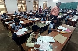 நவோதயா வித்யாலயாவில் சோ்க்கை: பிப். 7-இல் நுழைவுத் தோ்வு