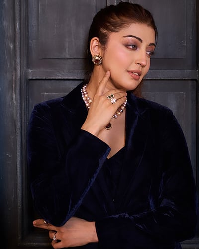 அன்புள்ள மான் விழியே.. பிரணிதா!