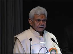 ஜம்மு-காஷ்மீா் என்கவுன்ட்டா் விவகாரம்: நீதிபதி விசாரணைக்கு துணைநிலை ஆளுநா் உத்தரவு