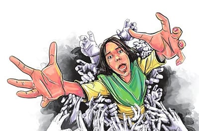 பேருந்துக்குக் காத்திருந்த பெண் கூட்டு பாலியல் வன்கொடுமை: பெங்களூரில் அதிர்ச்சி!