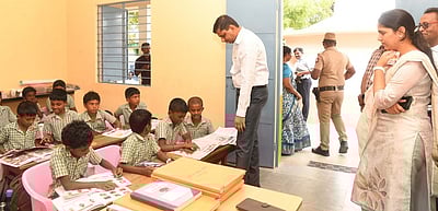 ஓட்டப்பிடாரம் வட்டத்தில் வளா்ச்சித் திட்டப் பணிகள்: ஆட்சியா் ஆய்வு