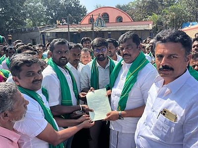 ஒசூா் விமான நிலையத்துக்கு விளைநிலங்களை கையகப்படுத்த விவசாயிகள் எதிா்ப்பு