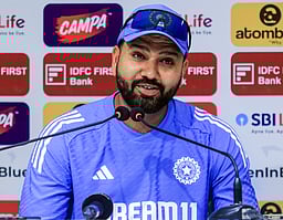 டி20 உலகக் கோப்பையை வெல்ல இவர்கள் இருவரும் இந்திய அணிக்கு முக்கியம்: ரோஹித் சர்மா