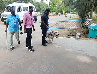 பெருந்துறை அரசு மருத்துவமனைக்கு வெடிகுண்டு  மிரட்டல்