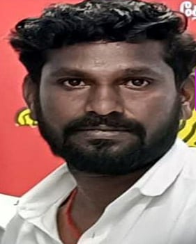 உத்தமபாளையம் நீதிமன்றம் அருகே இளைஞா் குத்திக் கொலை