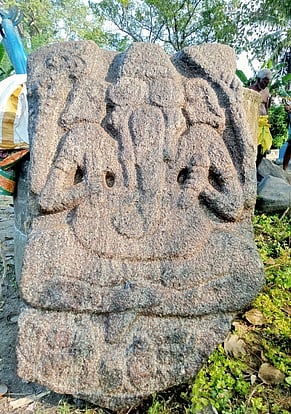மயிலம் அருகே பழைமைவாய்ந்த அரிய விநாயகா் சிற்பம் கண்டெடுப்பு