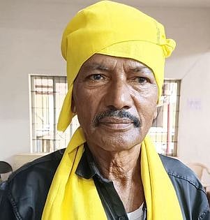 போலீஸ் பாதுகாப்பு வழங்க சுயேச்சை வேட்பாளா் கோரிக்கை