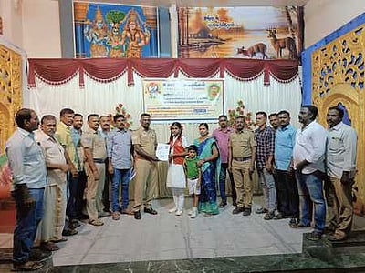 உயிரிழந்த தலைமைக் காவலரின் குடும்பத்துக்கு ரூ. 28 லட்சம் நிதியுதவி

