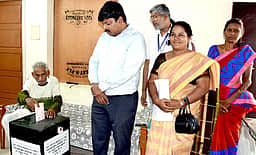 முதியோருக்கான தபால்
வாக்குப் பதிவு இன்று தொடக்கம்