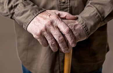 34 ஆண்டுகளுக்கு முன் தப்பிய குற்றவாளி! இறுதிக்காலத்தை சிறையில் கழிக்க விருப்பம்! 