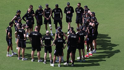 2-வது டி20: இங்கிலாந்து பிளேயிங் லெவன் அறிவிப்பு; அணியில் ஒரு மாற்றம்!