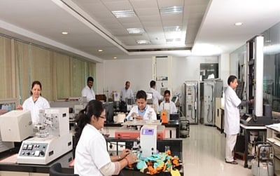 ஜவுளித் துறையில் வேலை வேண்டுமா? உடனே விண்ணப்பிக்கவும்!