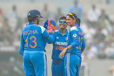 ஐசிசி வெளியிட்ட 2024-ஆம் ஆண்டின் சிறந்த டி20 அணி; இடம்பிடித்த 3 இந்திய வீராங்கனைகள்! 