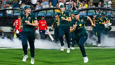 இங்கிலாந்தை வீழ்த்தி டி20 தொடரை முழுமையாக கைப்பற்றிய ஆஸ்திரேலியா!