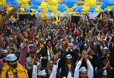 தில்லி கன்டோன்மென்ட், கோண்ட்லி தொகுதிகளில் ஆம் ஆத்மி வெற்றி! 