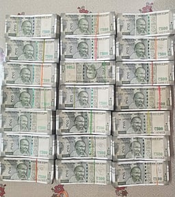 மாவட்டத்தில் ரூ.33 லட்சம் பறிமுதல்! உரிய ஆவணங்கள் சமா்பித்ததால் ரூ. 6.76 லட்சம் திரும்ப ஒப்படைப்பு!