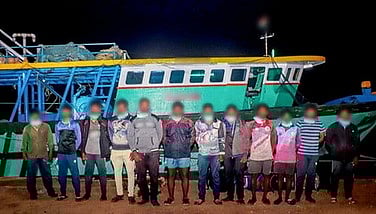 2025-ல் இலங்கை கடற்படையால் 328 இந்திய மீனவர்கள் கைது!