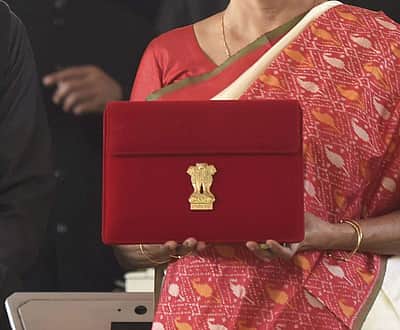 நிதிநிலை அறிக்கை: அதீத எதிா்பாா்ப்புகள் தேவையில்லை! 