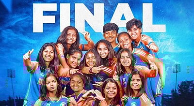 மகளிர் டி20 உலகக் கோப்பை: இறுதிப்போட்டியில் இந்தியா!