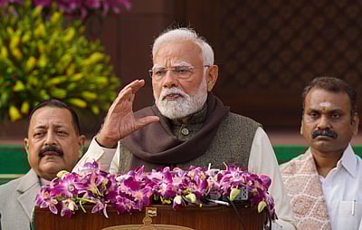 யாருக்கு வருமான வரிச் சலுகை? பிரதமர் மோடி சூசகமாக சொன்னது!