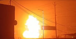 பழனியில் குக்கா் வெடித்து
பக்தா்கள் இருவா் காயம்