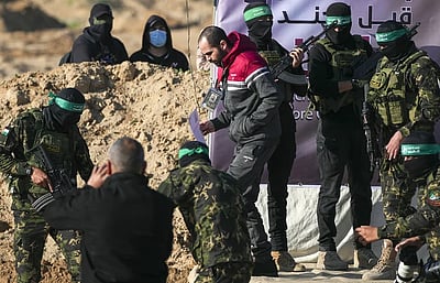 மேலும் 3 பிணைக் கைதிகளை விடுவித்தது ஹமாஸ் 